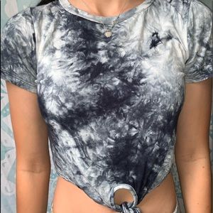 Short sleeve crop top